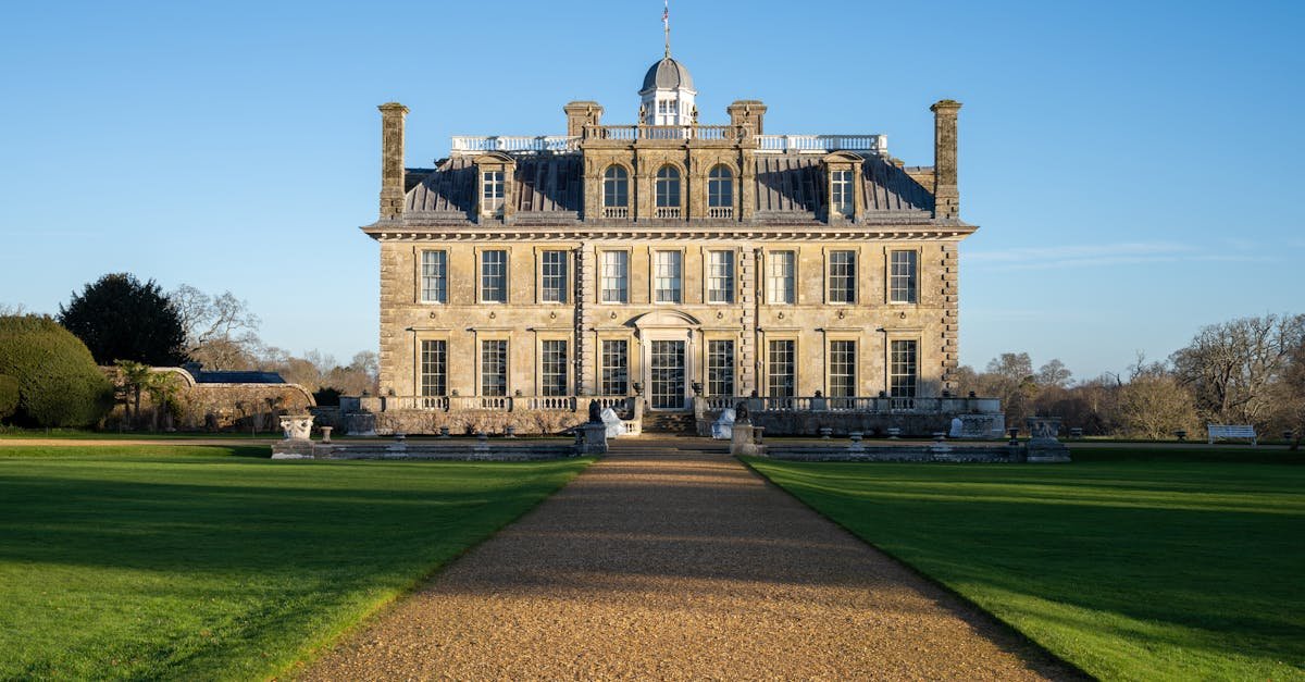 améliorez votre accent anglais grâce à des techniques efficaces et des exercices pratiques pour parler avec plus de confiance et de fluidité.